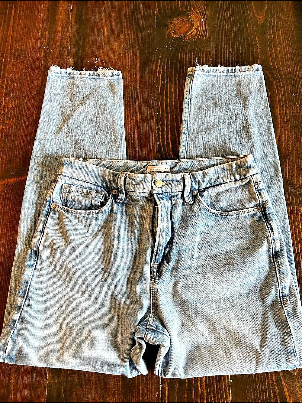 Good American Good Straight Split Pocket Jeans 6/28 Distressed Raw Hem